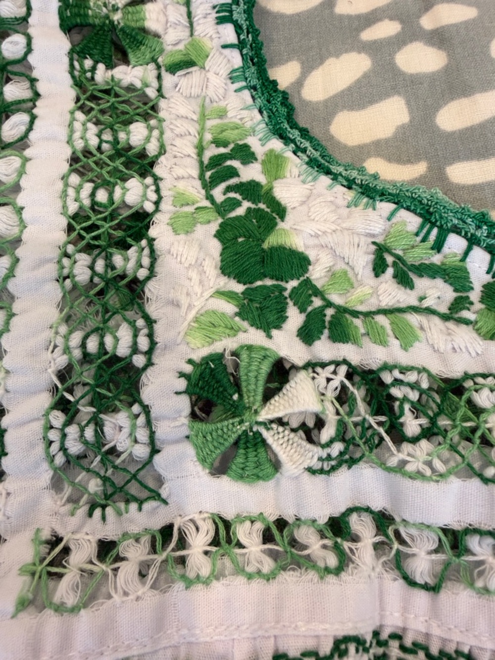 White Blouse with Green Floral Embroidery - Picture 6 of 9